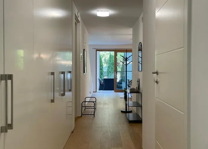 Roterd Residence, Central&green, Parking Lot Apartment *